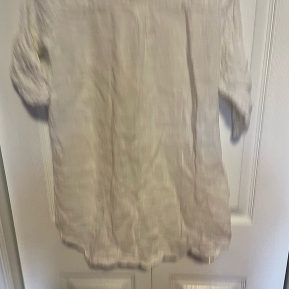 100% Linen Blouse - Picture 5 of 5